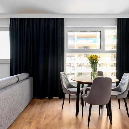 Star4You II Apartments Вроцлав Экстерьер фото
