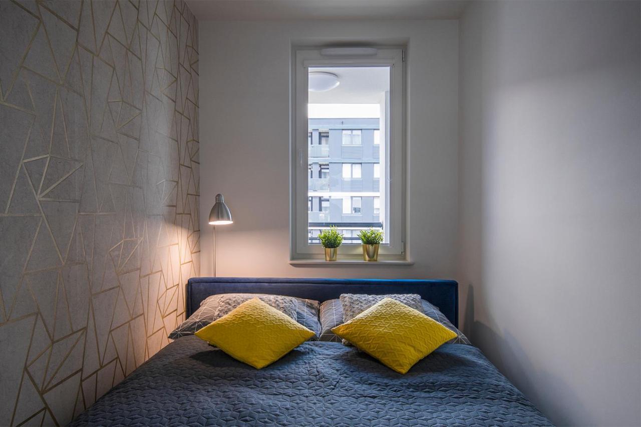 Star4You II Apartments Вроцлав Экстерьер фото