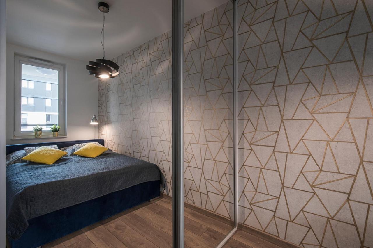 Star4You II Apartments Вроцлав Экстерьер фото