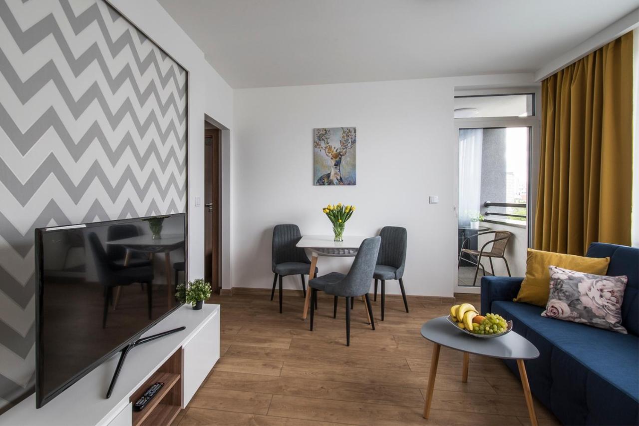 Star4You II Apartments Вроцлав Экстерьер фото