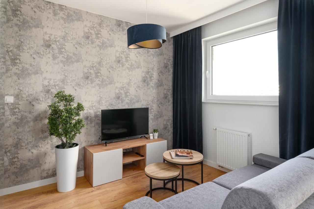 Star4You II Apartments Вроцлав Экстерьер фото