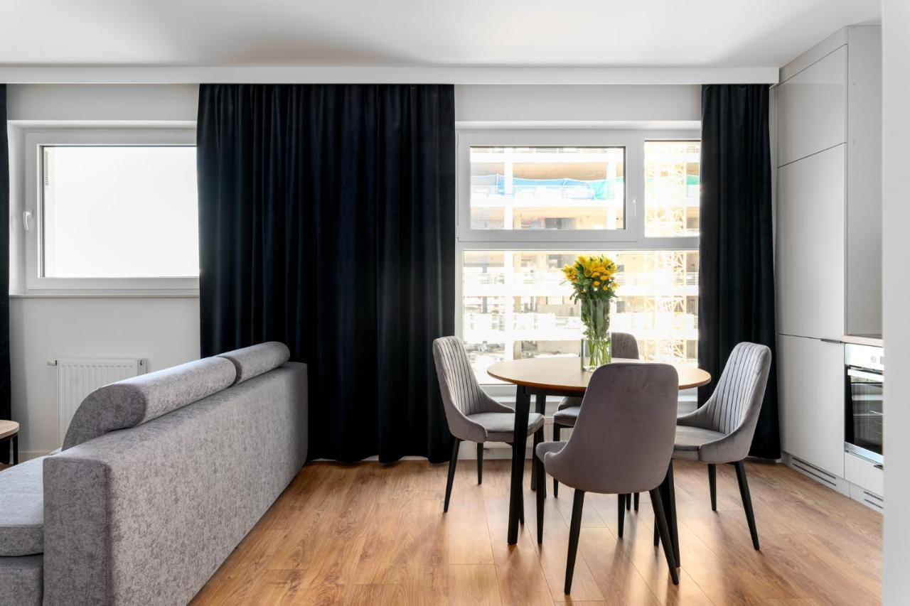 Star4You II Apartments Вроцлав Экстерьер фото